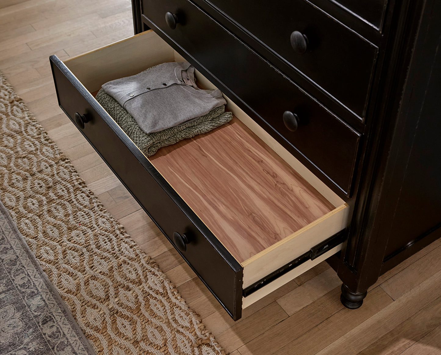 Daria Six Drawer Dresser