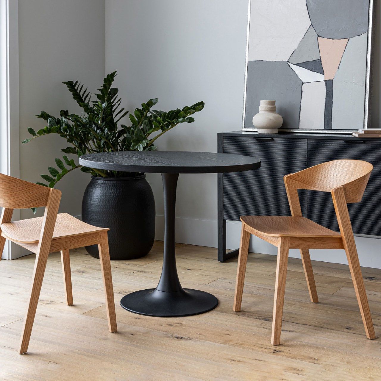 Bella Dining Table