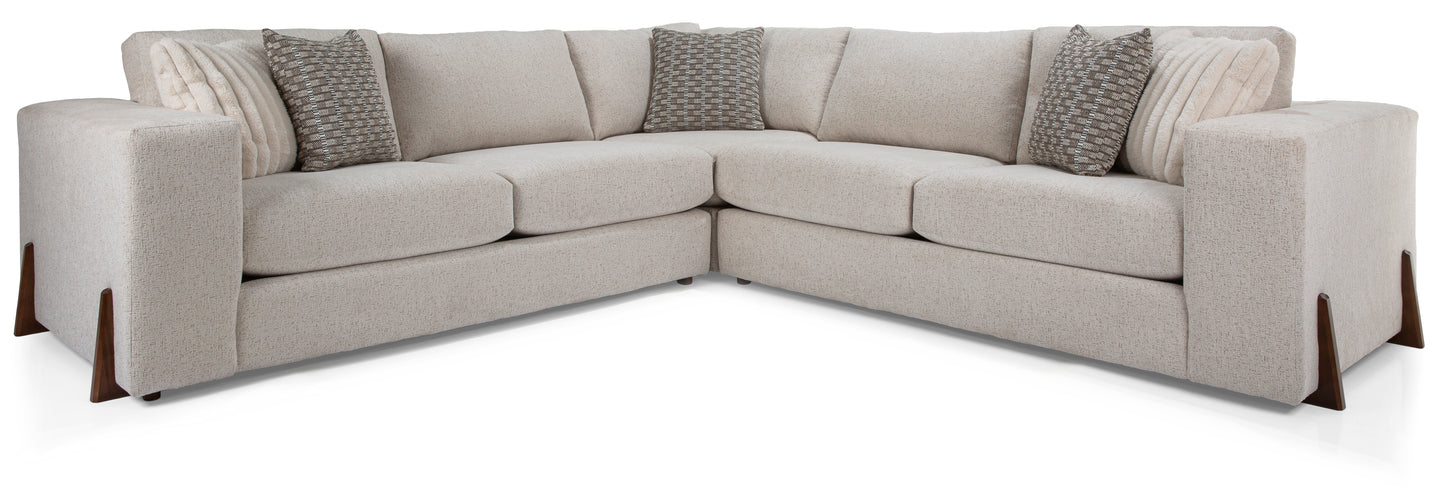 Roxanne Loveseat