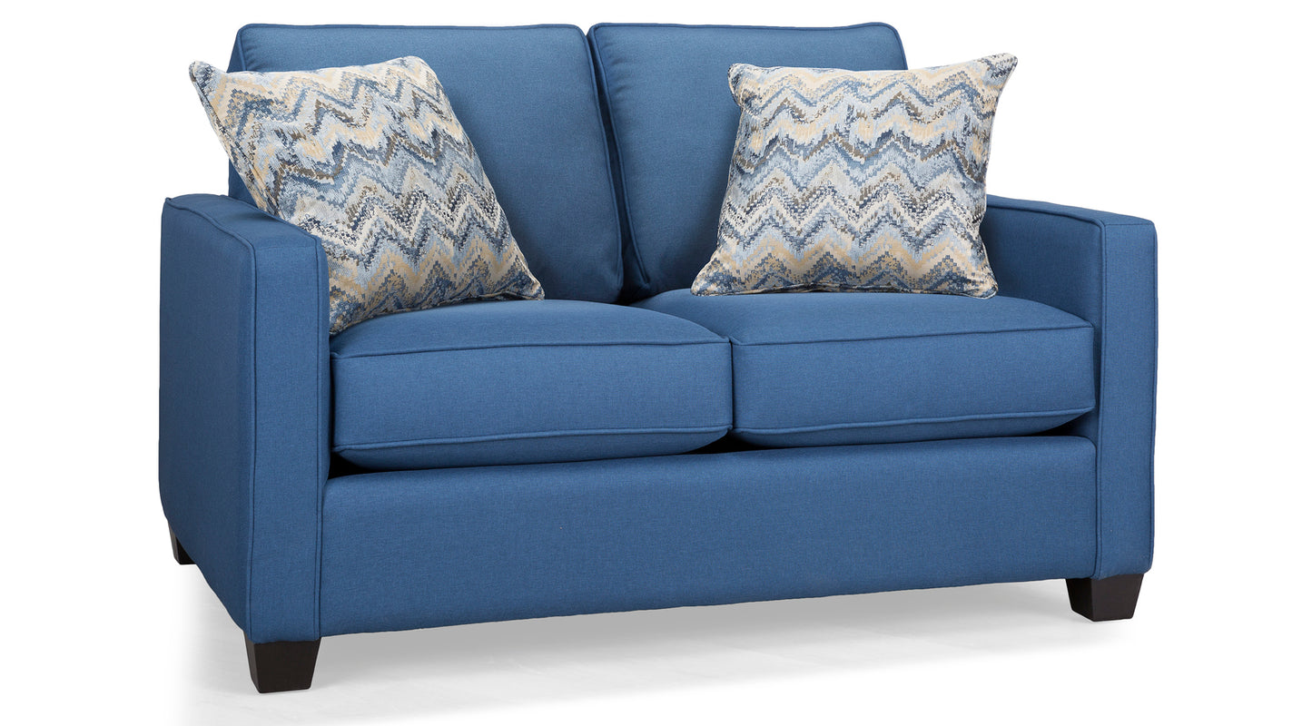 Gigi Loveseat