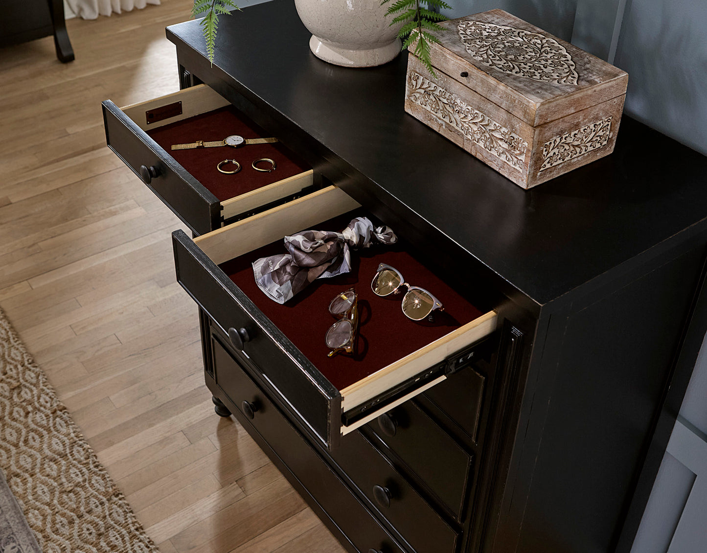 Daria Six Drawer Dresser